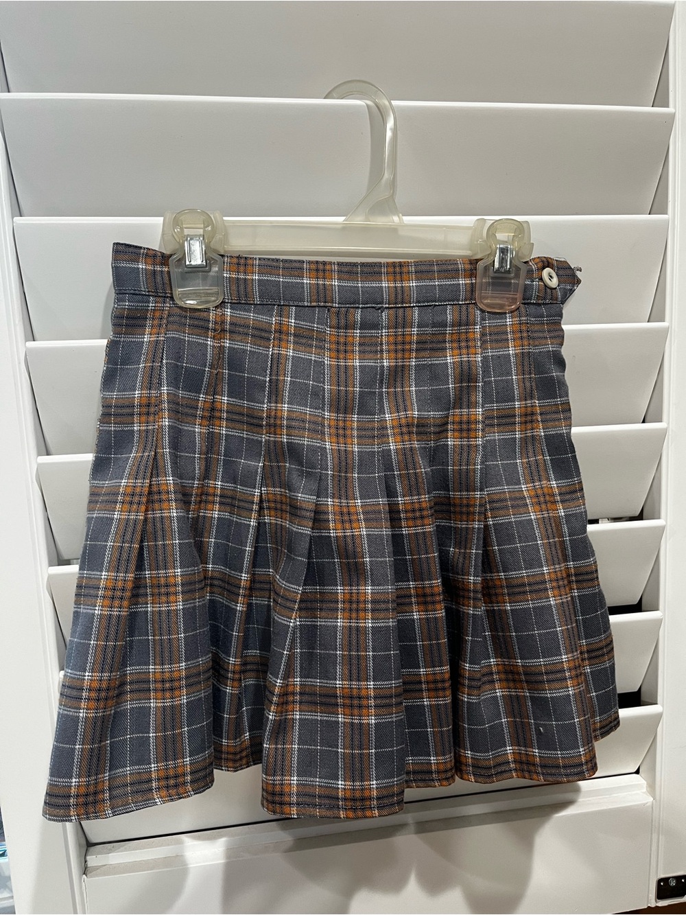 Plaid Pleated Mini Skirt in Gray and Brown